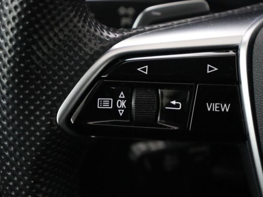 Audi A6 55 TFSI e quattro Competition | Panoramadak | Trekhaak | Leder | Stoelverwarming | Memory | Adapt... ActivLease financial lease