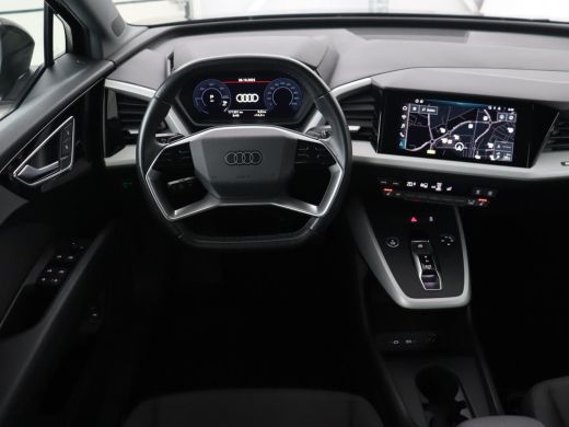 Audi Q4 e-tron 40 Launch Edition 77 kWh | Trekhaak | Warmtepomp | Stoelverwarming | Adaptive cruise | Camera | C... ActivLease financial lease
