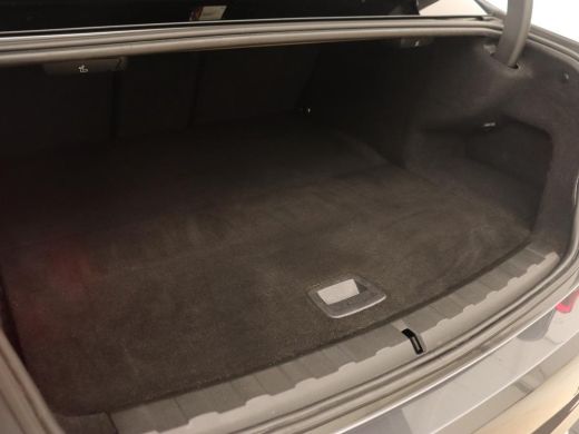 BMW 3 Serie 320e Sport Line | Leder | Stoelverwarming | Camera | Sportstoelen | Live Cockpit | Carplay | Navi... ActivLease financial lease