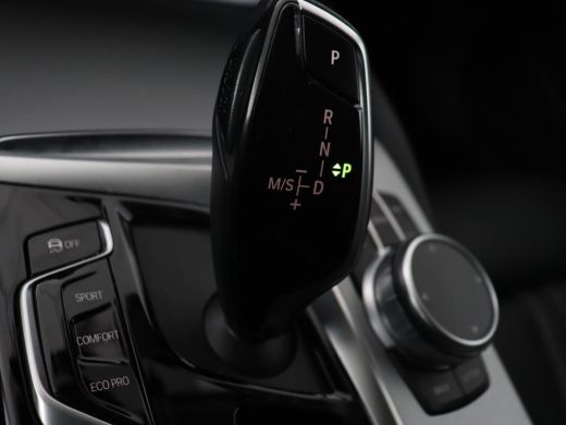 BMW 5 Serie 520i Business Edition Plus | Nappaleder | Stoelverwarming | Carplay | Laserlicht | Navigatie | Li... ActivLease financial lease