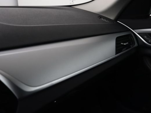 BMW 5 Serie 520i Business Edition Plus | Nappaleder | Stoelverwarming | Carplay | Laserlicht | Navigatie | Li... ActivLease financial lease