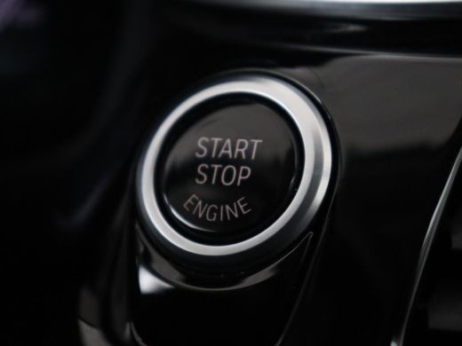 BMW 5 Serie 520i Business Edition Plus | Nappaleder | Stoelverwarming | Carplay | Laserlicht | Navigatie | Li... ActivLease financial lease