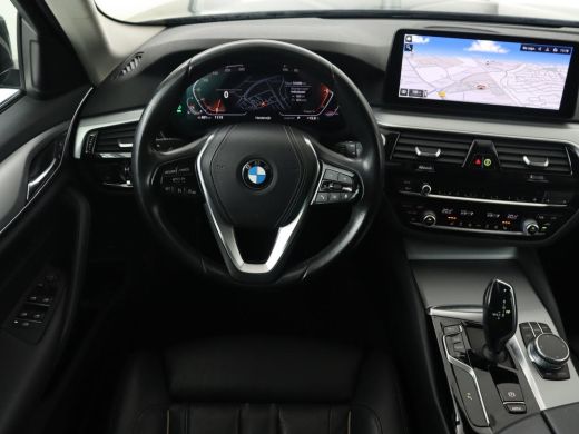 BMW 5 Serie 520i Business Edition Plus | Nappaleder | Stoelverwarming | Carplay | Laserlicht | Navigatie | Li... ActivLease financial lease