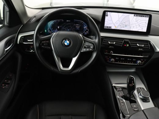 BMW 5 Serie 530e High Executive| Head-Up | Leder | Stoelverwarming | Camera | Carplay | Live Cockpit | Naviag... ActivLease financial lease