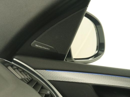 BMW X3 xDrive30e M Sport | 360 Camera | Harman/Kardon | Stoelverwarming | 20'' | Sportstoelen | Sfeerver... ActivLease financial lease