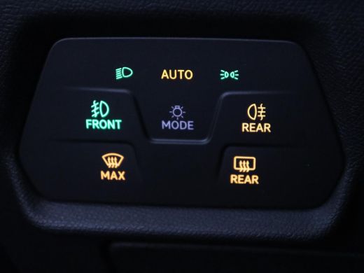 CUPRA Formentor 1.4 eHybrid VZ | 245pk | Stoelverwarming | Camera | Adaptive cruise | Sfeerverlichting | Navigati... ActivLease financial lease