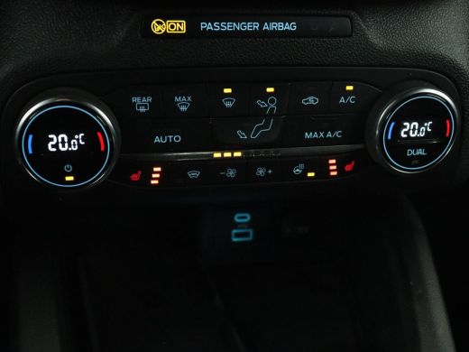 Ford Focus 1.0 EcoBoost Hybrid ST Line Style | Trekhaak | Carplay | Navigatie | Camera | Stoelverwarming | S... ActivLease financial lease