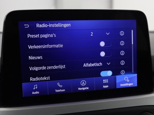 Ford Focus 1.5 EcoBoost Titanium | Trekhaak | Stoel & stuurverwarming | Camera | Carplay | Navigatie | Keyle... ActivLease financial lease