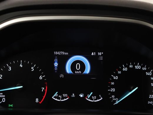 Ford Focus 1.5 EcoBoost Titanium | Trekhaak | Stoel & stuurverwarming | Camera | Carplay | Navigatie | Keyle... ActivLease financial lease