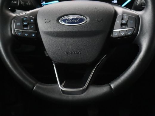 Ford Focus 1.5 EcoBoost Titanium | Trekhaak | Stoel & stuurverwarming | Camera | Carplay | Navigatie | Keyle... ActivLease financial lease