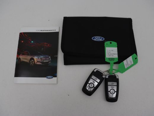 Ford Mustang Mach-E Mach-E Extended RWD 98 kWh | Leder | Stoelverwarming | Adaptive cruise | Camera | Carplay | Keyle... ActivLease financial lease