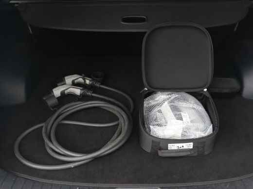 Hyundai Santa Fe 1.6 T-GDI PHEV Comfort Smart Sky | Panoramadak | Leder | Trekhaak | Adaptive cruise | Camera | Kr... ActivLease financial lease