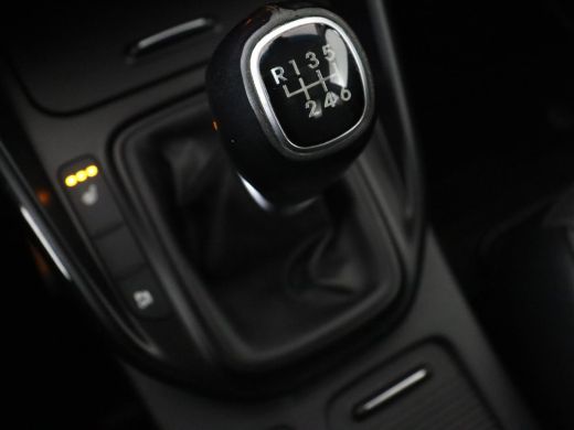 Kia Carens 1.6 GDi ExecutiveLine 7-Persoons | 1e eigenaar | Panoramadak | Leder | Stoel & stuurverwarming | ... ActivLease financial lease