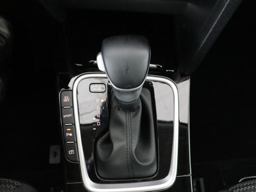 Kia Ceed 1.6 GDI PHEV DynamicPlusLine | Stoel & stuurverwarming | Adaptive cruise | Camera | Carplay | Key... ActivLease financial lease