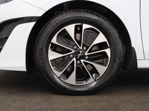 Kia Ceed 1.6 GDI PHEV DynamicPlusLine | Stoel & stuurverwarming | Adaptive cruise | Camera | Carplay | Key... ActivLease financial lease
