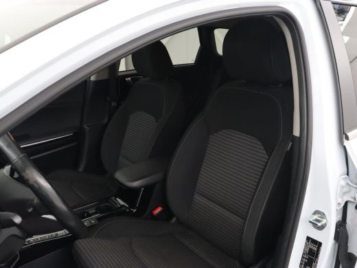 Kia Ceed 1.6 GDI PHEV DynamicPlusLine | Stoel & stuurverwarming | Adaptive cruise | Camera | Carplay | Key... ActivLease financial lease