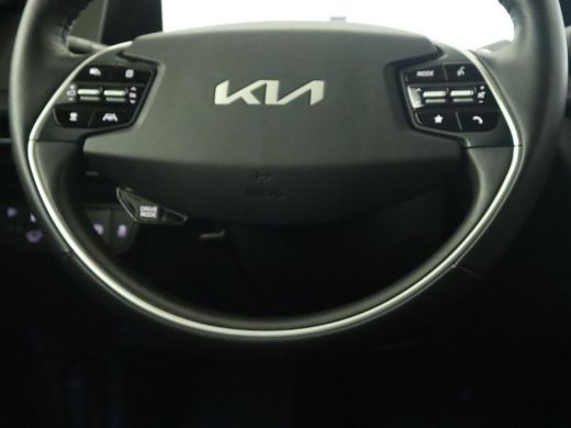 Kia EV6 Plus 58 kWh | Stoelventilatie | Leder | Warmtepomp | Adaptive cruise | Carplay | Camera | Stoel &... ActivLease financial lease
