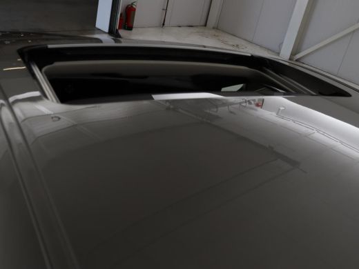 Lexus ES 300h Comfort Line | Schuifdak | Leder | Stoelverwarming | Adaptive cruise | Carplay | Camera | Me... ActivLease financial lease