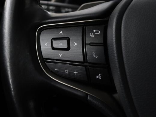 Lexus ES 300h Comfort Line | Schuifdak | Leder | Stoelverwarming | Adaptive cruise | Carplay | Camera | Me... ActivLease financial lease