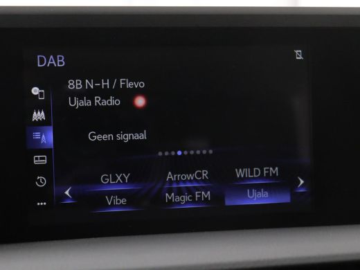 Lexus ES 300h Comfort Line | Schuifdak | Leder | Stoelverwarming | Adaptive cruise | Carplay | Camera | Me... ActivLease financial lease