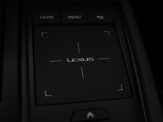 Lexus ES 300h Comfort Line | Schuifdak | Leder | Stoelverwarming | Adaptive cruise | Carplay | Camera | Me... ActivLease financial lease