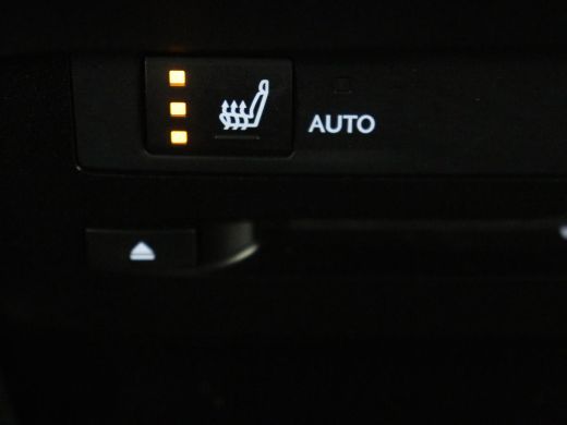 Lexus ES 300h Comfort Line | Schuifdak | Leder | Stoelverwarming | Adaptive cruise | Carplay | Camera | Me... ActivLease financial lease