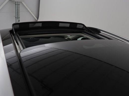 Lynk & Co 01 1.5 Plug In | Panoramadak | Infinity by Harman | Camera | Adaptive cruise | Stoelverwarming | Car... ActivLease financial lease