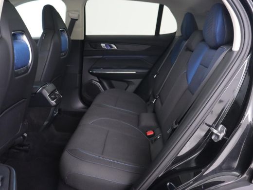 Lynk & Co 01 1.5 Plug In | Panoramadak | Infinity by Harman | Camera | Adaptive cruise | Stoelverwarming | Car... ActivLease financial lease