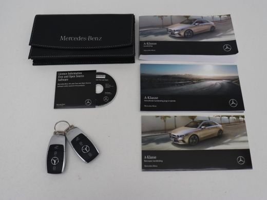 Mercedes-Benz A-Klasse 250e AMG Limited | Carplay | Stoelverwarming | Camera | Leder/Alcantara | Navigatie | Park Assist... ActivLease financial lease