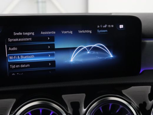 Mercedes-Benz A-Klasse 250e AMG Limited | Carplay | Stoelverwarming | Camera | Leder/Alcantara | Navigatie | Park Assist... ActivLease financial lease