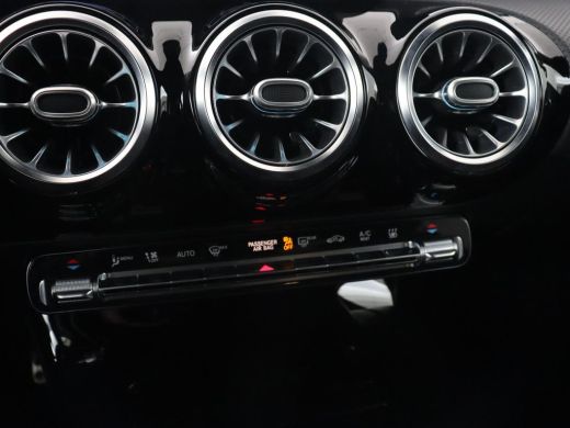 Mercedes-Benz A-Klasse 250e AMG Limited | Carplay | Stoelverwarming | Camera | Leder/Alcantara | Navigatie | Park Assist... ActivLease financial lease