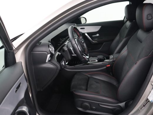 Mercedes-Benz A-Klasse 250e AMG Limited | Carplay | Stoelverwarming | Camera | Leder/Alcantara | Navigatie | Park Assist... ActivLease financial lease