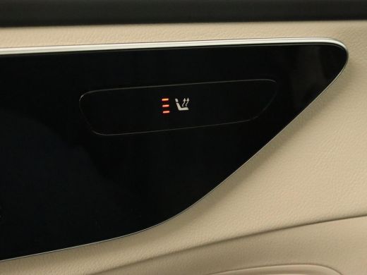 Mercedes-Benz C-Klasse 200 Launch Edition Luxury Line | Panoramadak | Trekhaak | Leder | Stoelverwarming | Carplay | Cam... ActivLease financial lease