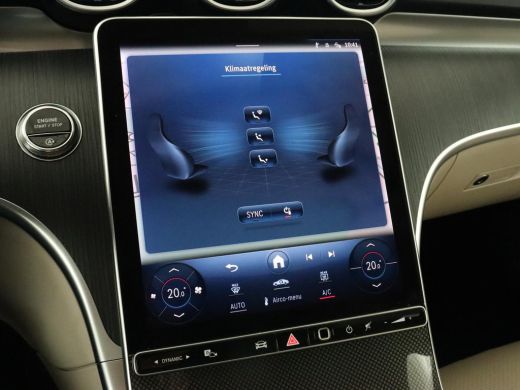 Mercedes-Benz C-Klasse 200 Launch Edition Luxury Line | Panoramadak | Trekhaak | Leder | Stoelverwarming | Carplay | Cam... ActivLease financial lease