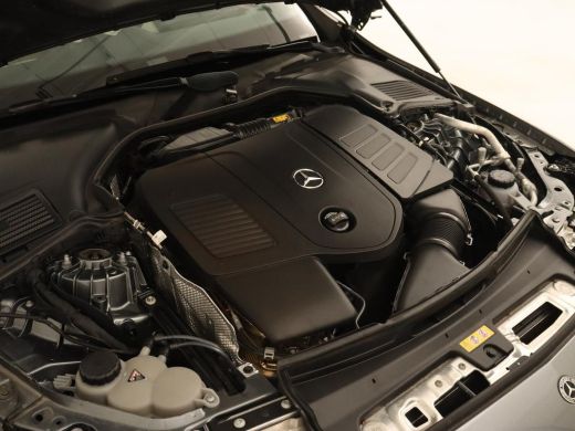 Mercedes-Benz C-Klasse 200 Launch Edition Luxury Line | Panoramadak | Trekhaak | Leder | Stoelverwarming | Carplay | Cam... ActivLease financial lease