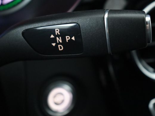 Mercedes-Benz C-Klasse 300de AMG | Trekhaak | Stoelverwarming | Carplay | Leder/Alcantara | Full LED | Navigatie | Camer... ActivLease financial lease