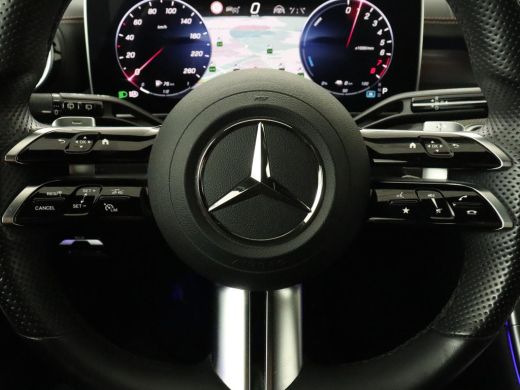 Mercedes-Benz C-Klasse 300e AMG Line | Panoramadak | Trekhaak | 360 Camera | Leder | Stoelverwarming | Adaptive cruise |... ActivLease financial lease