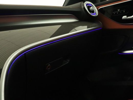 Mercedes-Benz C-Klasse 300e AMG Line | Panoramadak | Trekhaak | 360 Camera | Leder | Stoelverwarming | Adaptive cruise |... ActivLease financial lease