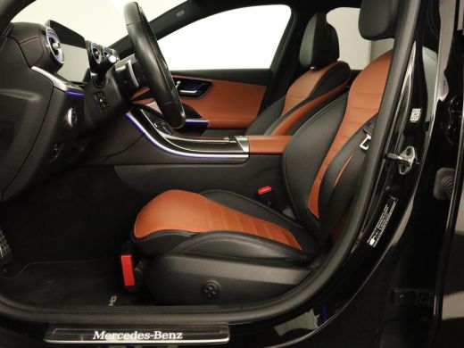 Mercedes-Benz C-Klasse 300e AMG Line | Panoramadak | Trekhaak | 360 Camera | Leder | Stoelverwarming | Adaptive cruise |... ActivLease financial lease