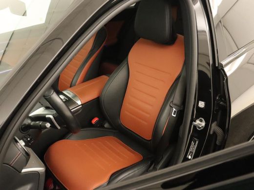 Mercedes-Benz C-Klasse 300e AMG Line | Panoramadak | Trekhaak | 360 Camera | Leder | Stoelverwarming | Adaptive cruise |... ActivLease financial lease