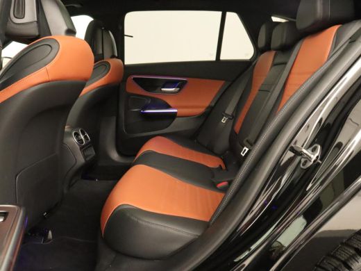 Mercedes-Benz C-Klasse 300e AMG Line | Panoramadak | Trekhaak | 360 Camera | Leder | Stoelverwarming | Adaptive cruise |... ActivLease financial lease
