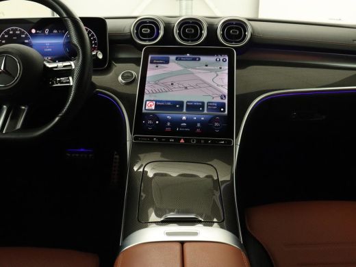 Mercedes-Benz C-Klasse 300e AMG Line | Panoramadak | Trekhaak | 360 Camera | Leder | Stoelverwarming | Adaptive cruise |... ActivLease financial lease