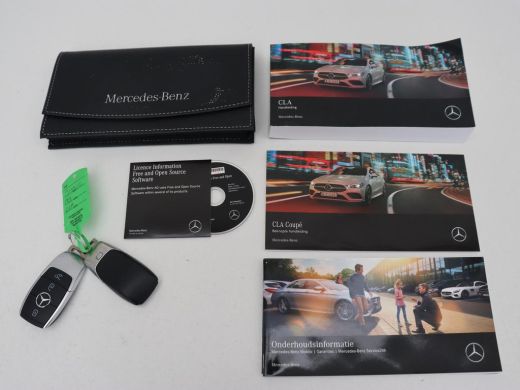 Mercedes-Benz CLA 180 AMG | Carplay | Stoelverwarming | Camera | Navigatie | Leder/Alcantara | Sfeerverlichting | P... ActivLease financial lease