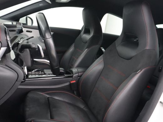 Mercedes-Benz CLA 180 AMG | Carplay | Stoelverwarming | Camera | Navigatie | Leder/Alcantara | Sfeerverlichting | P... ActivLease financial lease