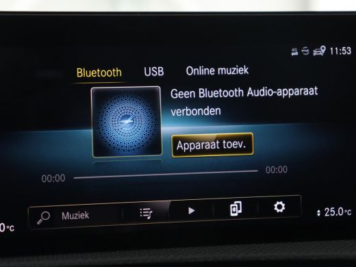 Mercedes-Benz CLA 200 AMG | Stoelverwarming | Camera | Leder/Alcantara | Sfeerverlichting | Park Assist | Full LED ... ActivLease financial lease