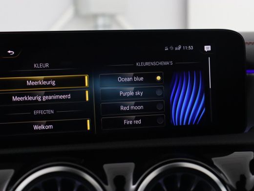 Mercedes-Benz CLA 200 AMG | Stoelverwarming | Camera | Leder/Alcantara | Sfeerverlichting | Park Assist | Full LED ... ActivLease financial lease