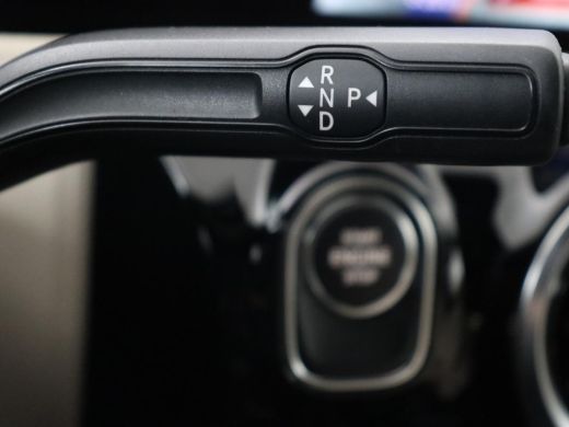 Mercedes-Benz CLA 250e Luxury Line | Leder | Trekhaak | Carplay | Stoelverwarming | Widescreen | Camera | Stuurverw... ActivLease financial lease