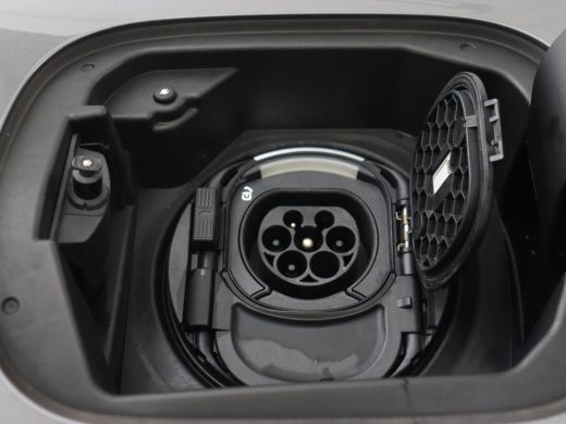 Mercedes-Benz CLA Shooting Brake 250e Urban | Carplay | Park Assist | Navigatie | Camera | DAB | Half leder | Full ... ActivLease financial lease