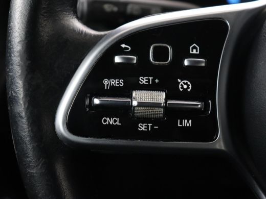 Mercedes-Benz CLA Shooting Brake 250e Urban | Carplay | Park Assist | Navigatie | Camera | DAB | Half leder | Full ... ActivLease financial lease