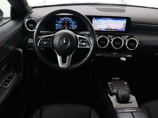Mercedes-Benz CLA Shooting Brake 250e Urban | Carplay | Park Assist | Navigatie | Camera | DAB | Half leder | Full ... ActivLease financial lease